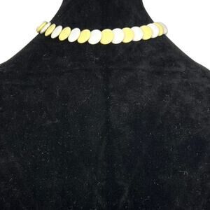 90s Retro Yellow & White Disc Necklace - Vintage Choker Style